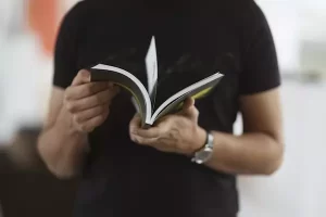 DESCUBRA PORQUE VOCÊ PRECISA ESCREVER E PUBLICAR SEU LIVRO